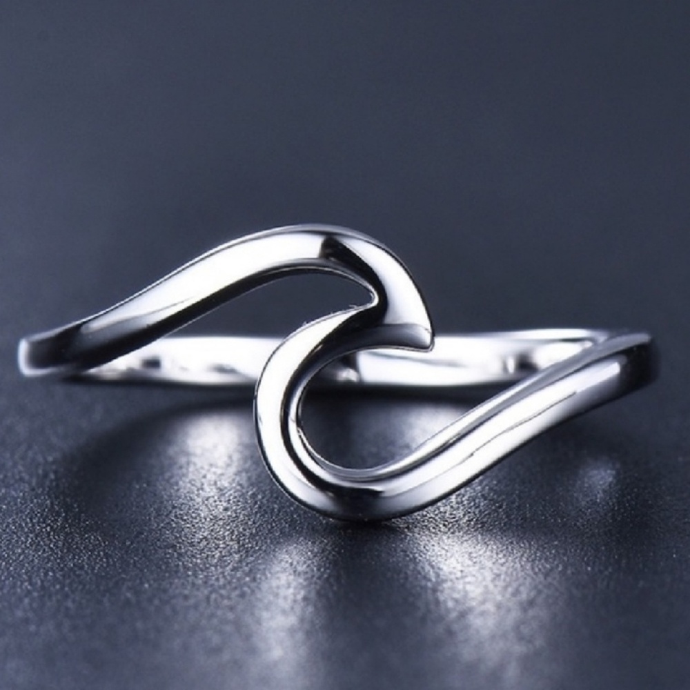🌊 Dainty Wave Ring- silver tone - Picture 2 of 8